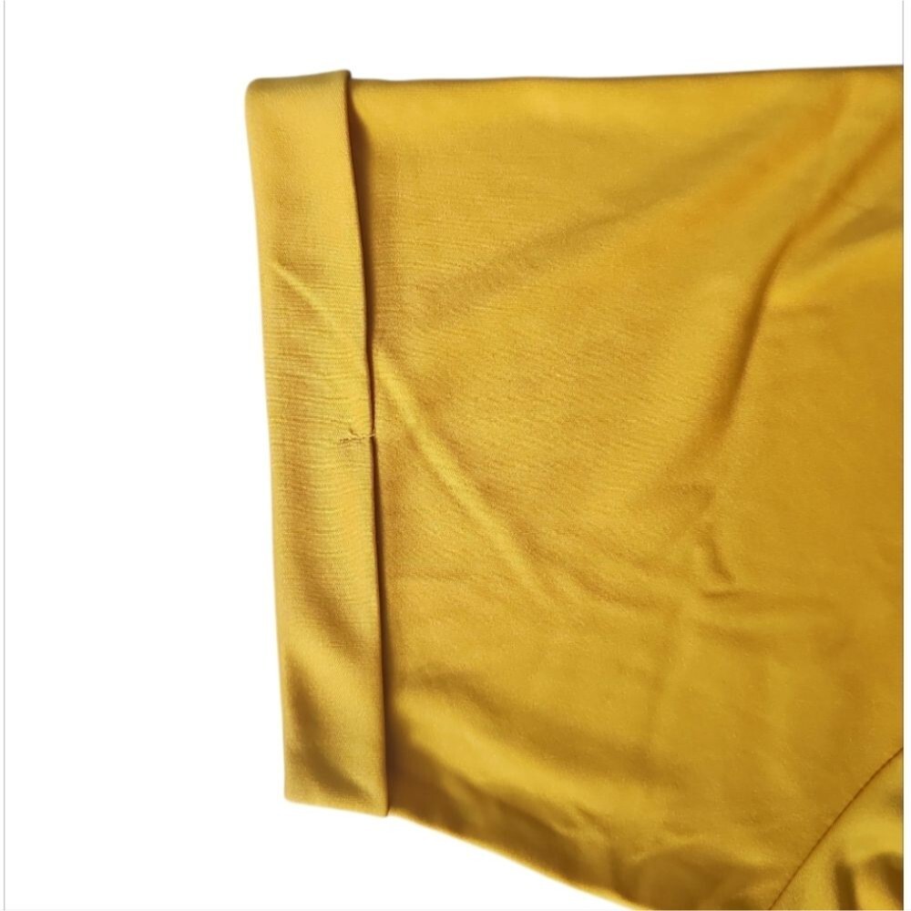 Hufflepuff Hogwarts Tie Back Athletic Tee Sz 2x Yellow Black Split Color NWT - Picture 6 of 16